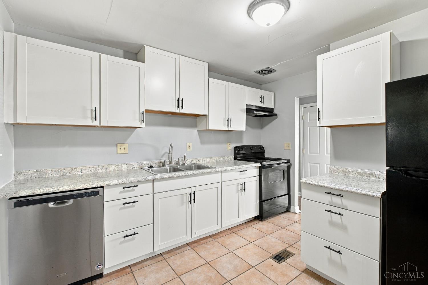 11559 Fremantle Drive, Forest Park, OH, 45240 — photo 17