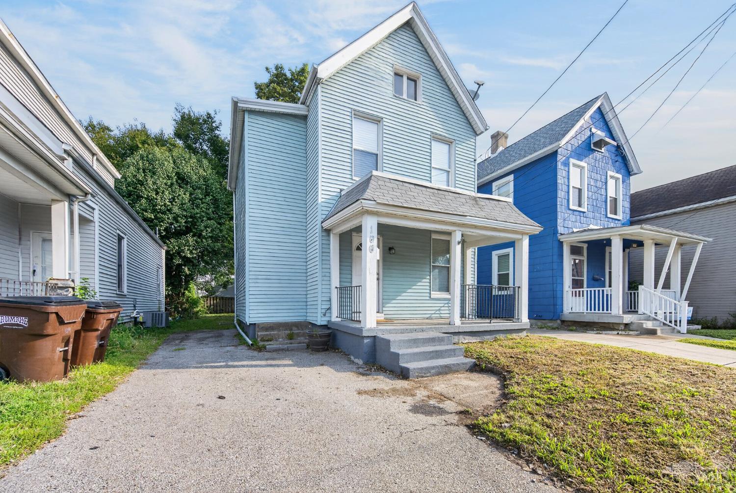 Photo 3 of Single family home for sale at 106 Township Ave, Elmwood Place, OH 45216 | MLS# 1894207 | Listing updated on 2026-09-17