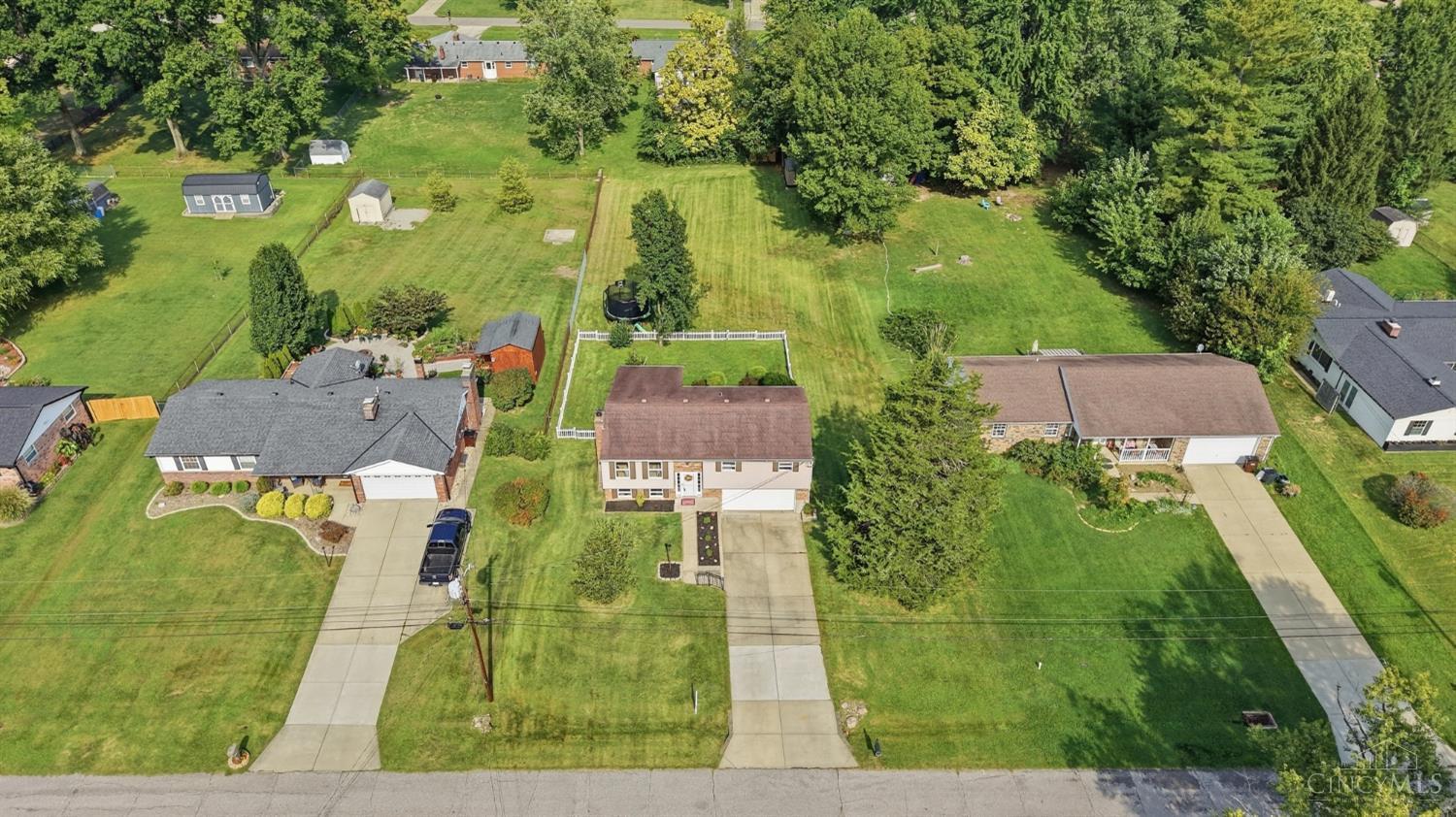 Photo 2 of Sale Pending at 4461 Glendale Dr, Union Twp, OH 45103 | MLS# 1893606 | Listing updated on 2026-09-21