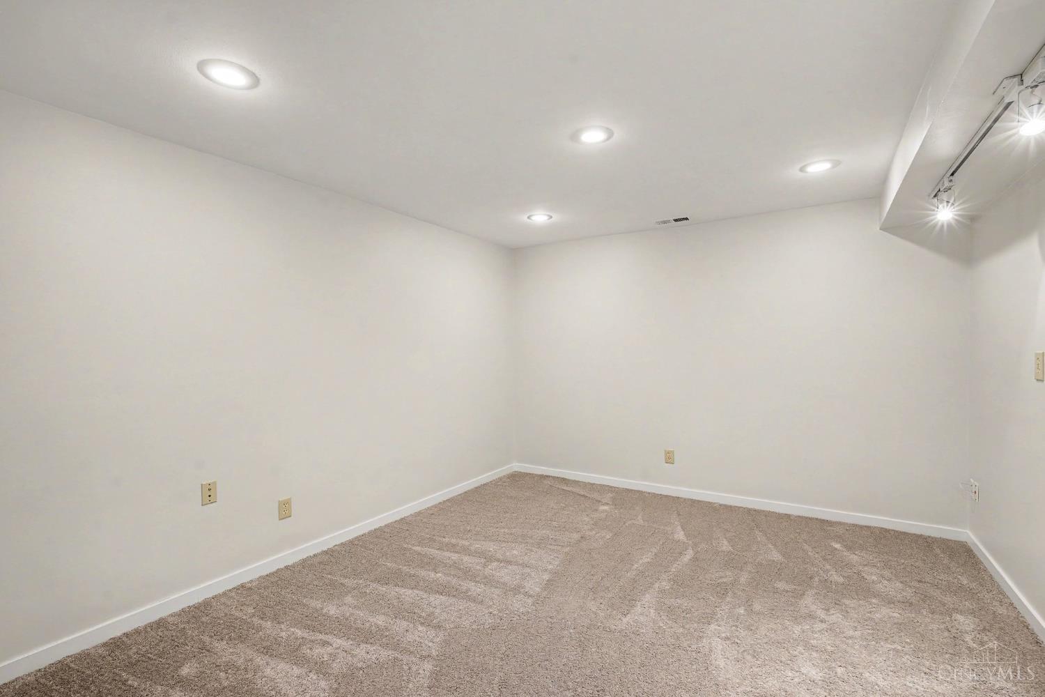 3416 Surrey Lane, Mason, OH, 45040 — photo 18