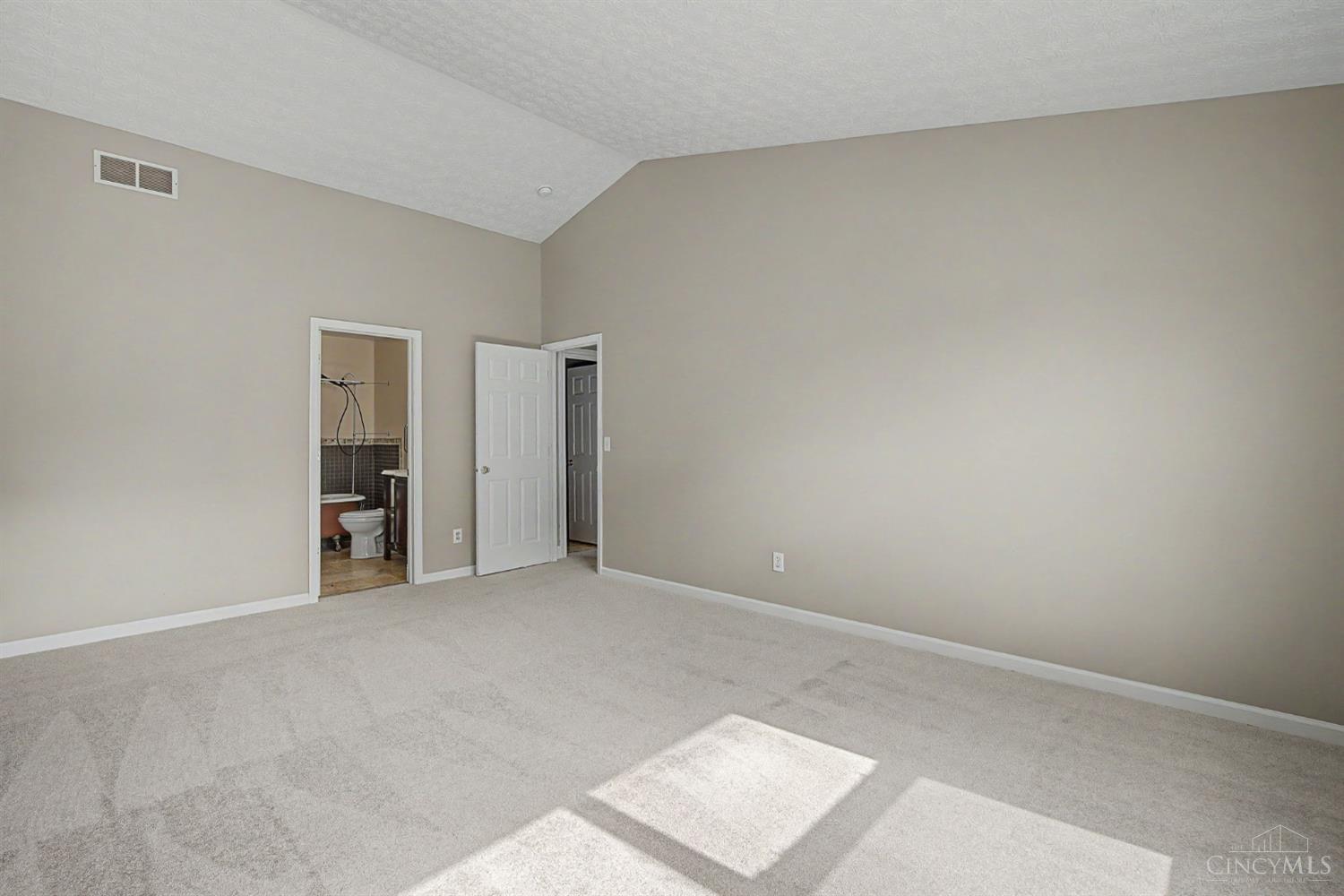 13 Wooded Ridge Drive, Batavia Twp, OH, 45102 — photo 21