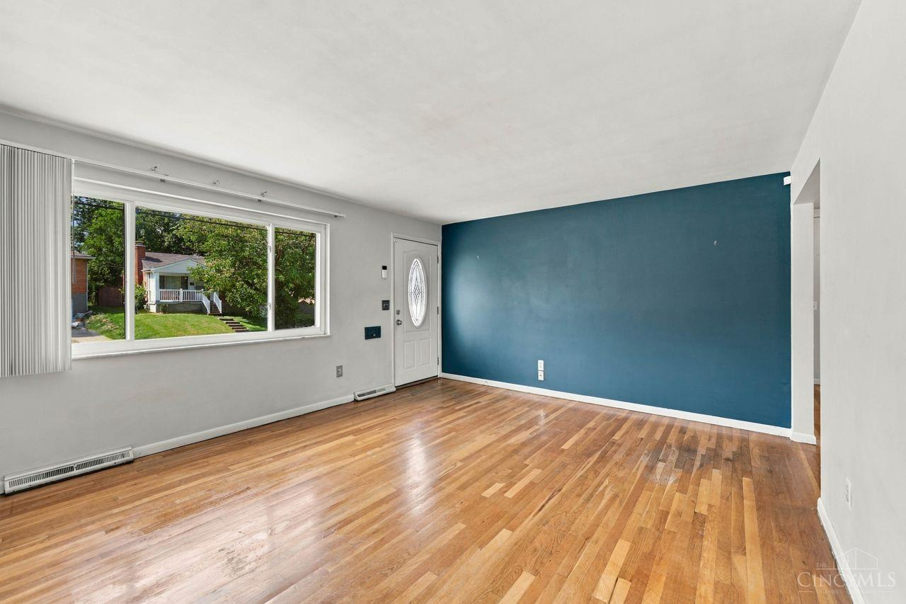 Photo 4 of Single family home for sale at 5322 Plumridge Dr, Delhi Twp, OH 45238 | MLS# 1893816 | Listing updated on 2026-09-17