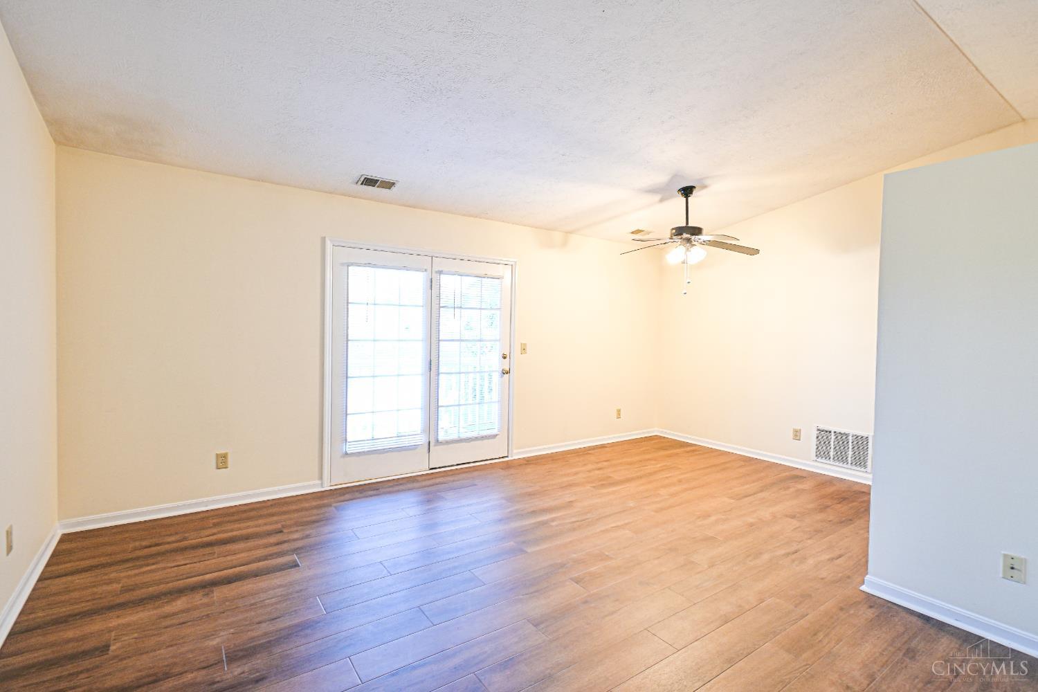 2300 Sylved Lane #5, Green Twp, OH, 45238 — photo 4