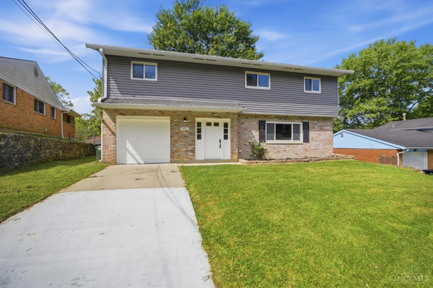 Photo 3 of Single family home for sale at 951 Patricia Ln, Anderson Twp, OH 45230 | MLS# 1893859 | Listing updated on 2026-09-16