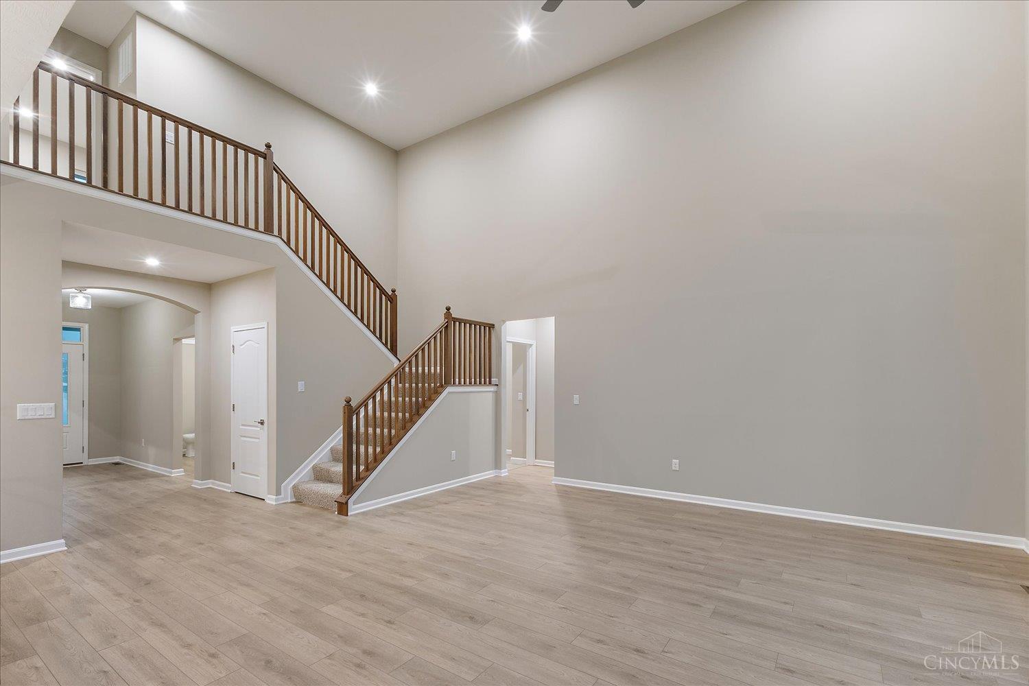 2572 Golden Leaf Drive, Beavercreek, OH, 45431 — photo 10
