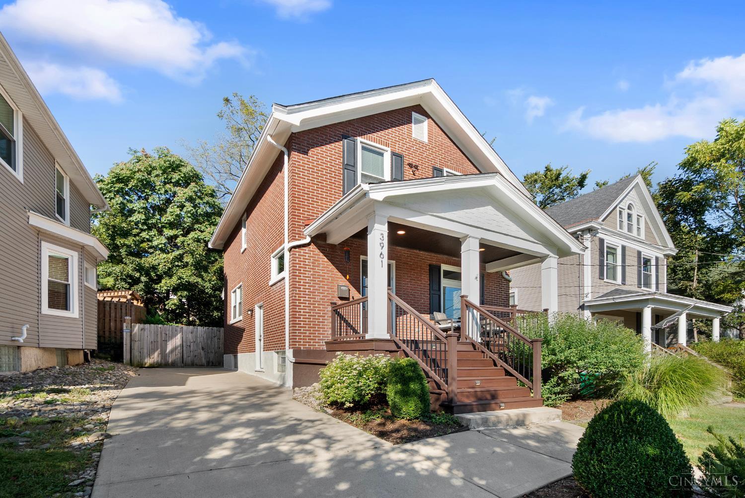 Photo 3 of Sale Pending at 3961 Marburg Ave, Cincinnati, OH 45209 | MLS# 1893838 | Listing updated on 2026-09-20