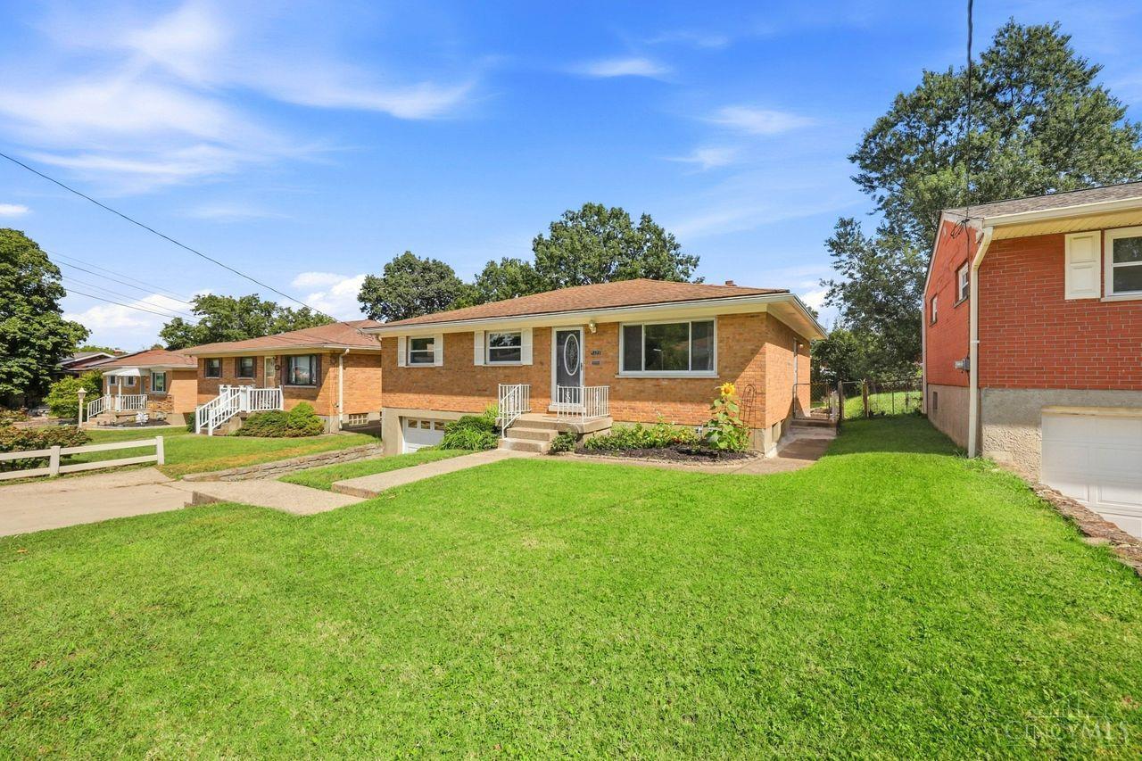 Photo 2 of Single family home for sale at 5322 Plumridge Dr, Delhi Twp, OH 45238 | MLS# 1893816 | Listing updated on 2026-09-17
