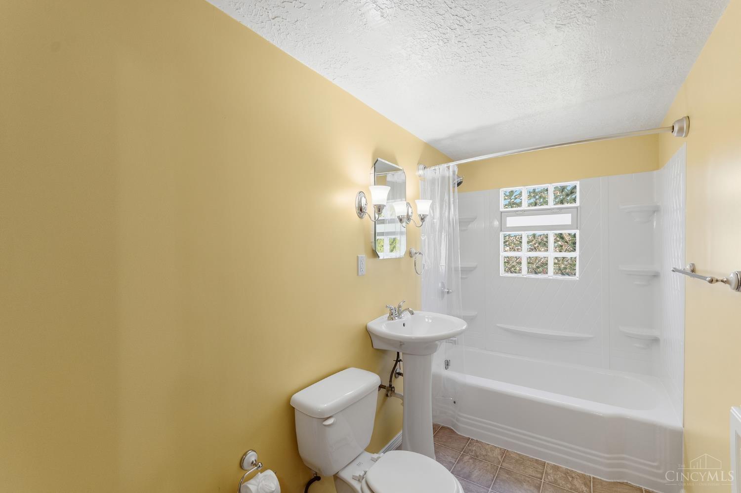 301 Don Lane, Delhi Twp, OH, 45238 — photo 11