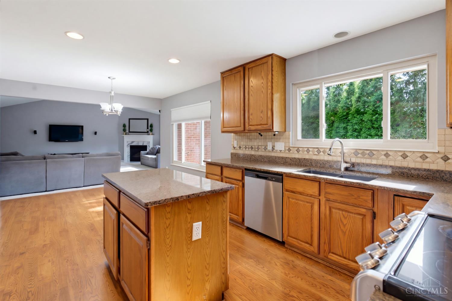 9969 Somerset Drive, Symmes Twp, OH, 45140 — photo 5