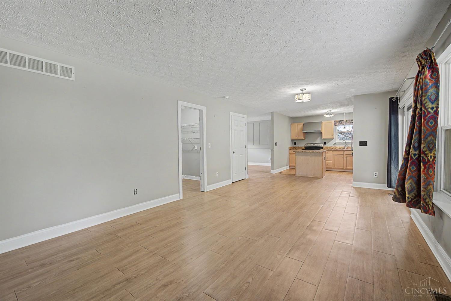 13 Wooded Ridge Drive, Batavia Twp, OH, 45102 — photo 17