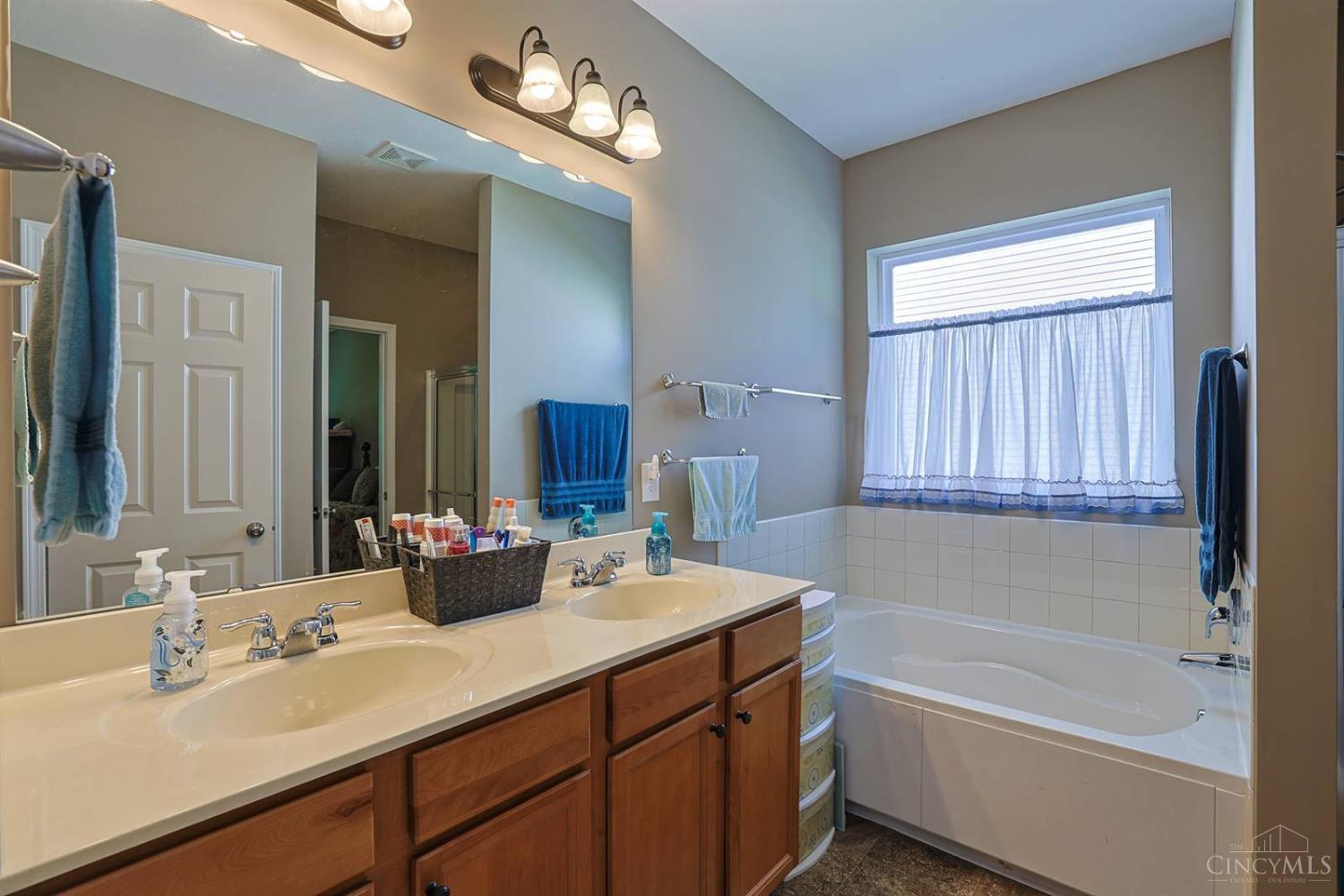 954 London Court, Union Twp, OH, 45245 — photo 15