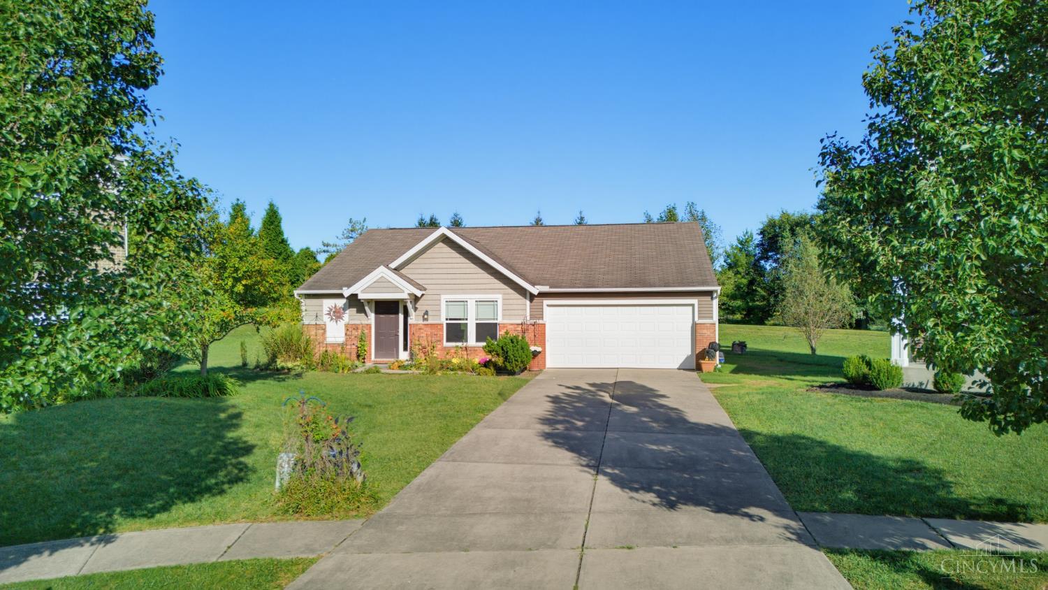 1581 Black Wolf Drive, Turtle Creek Twp, OH, 45036 — photo 2