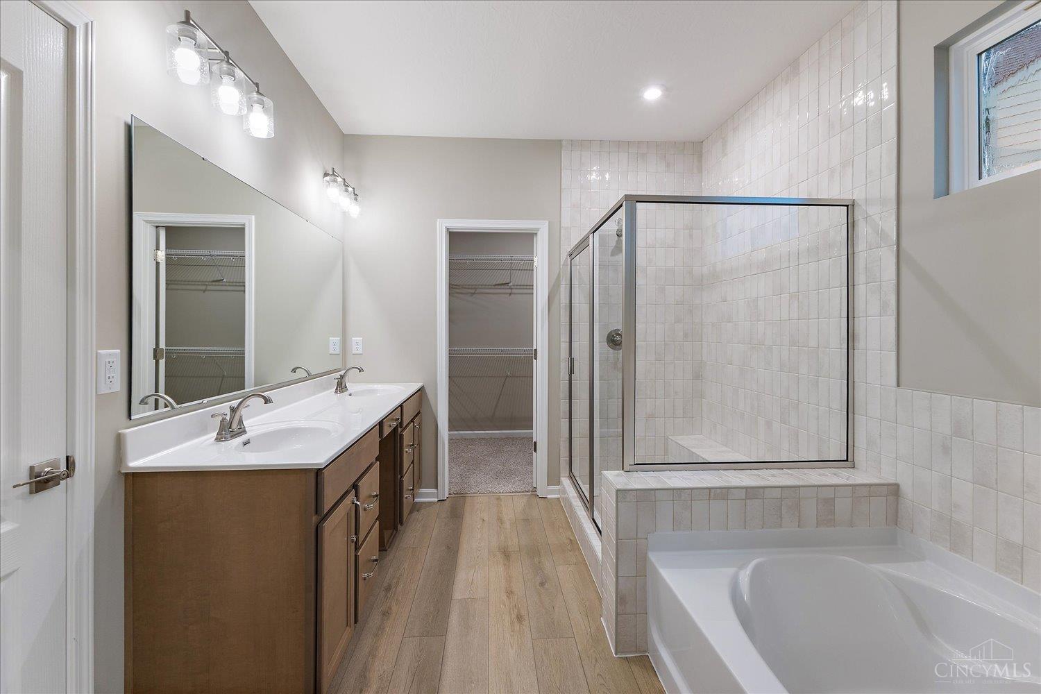 2572 Golden Leaf Drive, Beavercreek, OH, 45431 — photo 16
