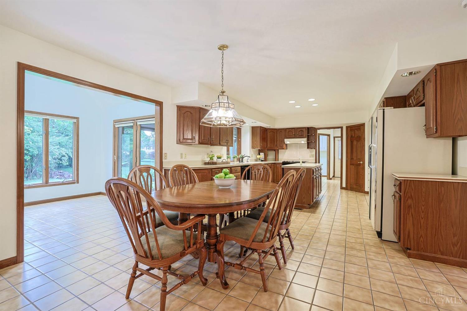 9202 Souffle Circle, Symmes Twp, OH, 45140 — photo 11