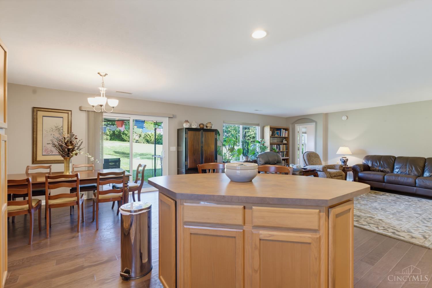 1581 Black Wolf Drive, Turtle Creek Twp, OH, 45036 — photo 29