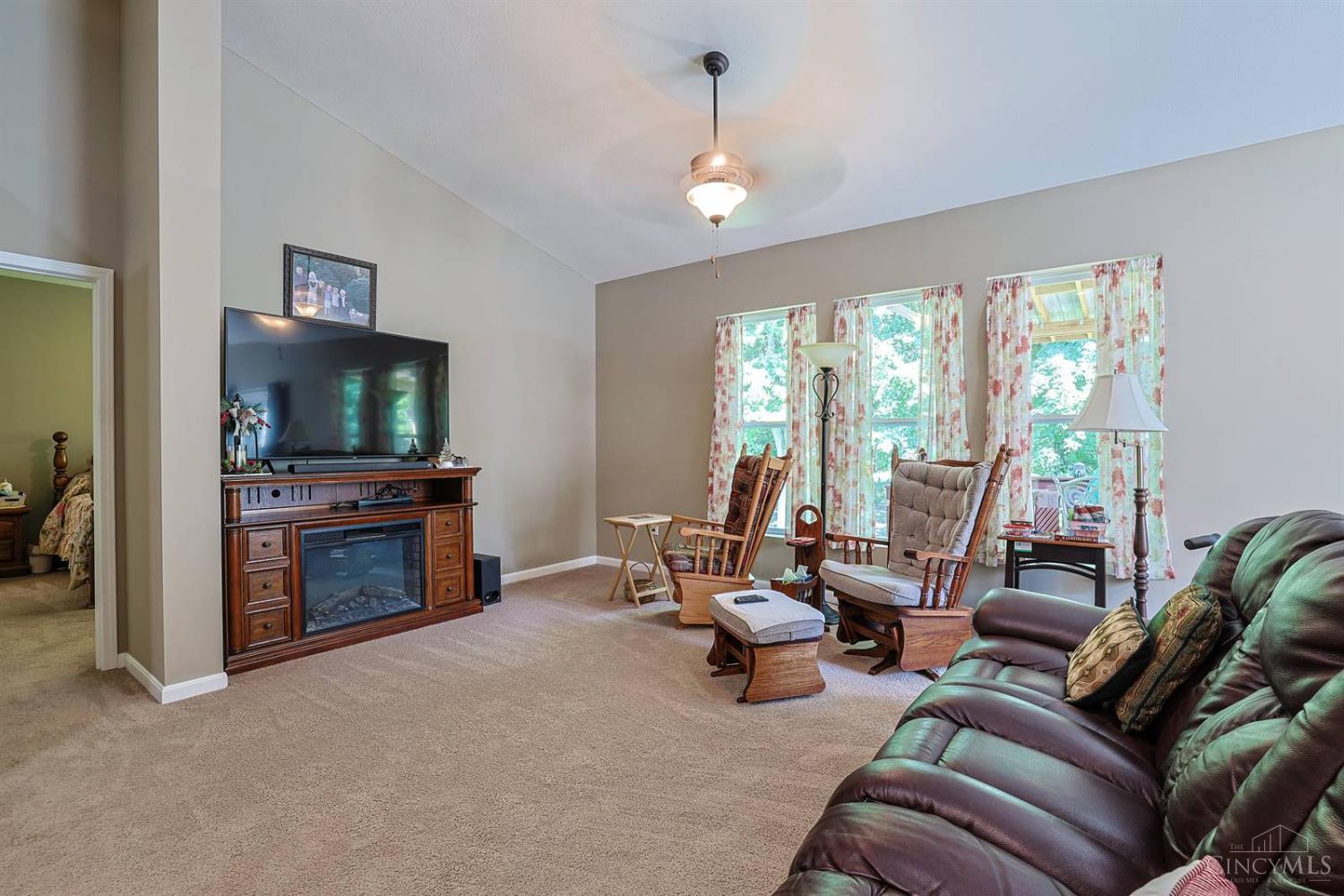 Photo 4 of Single family home for sale at 954 London Ct, Union Twp, OH 45245 | MLS# 1894200 | Listing updated on 2026-09-19
