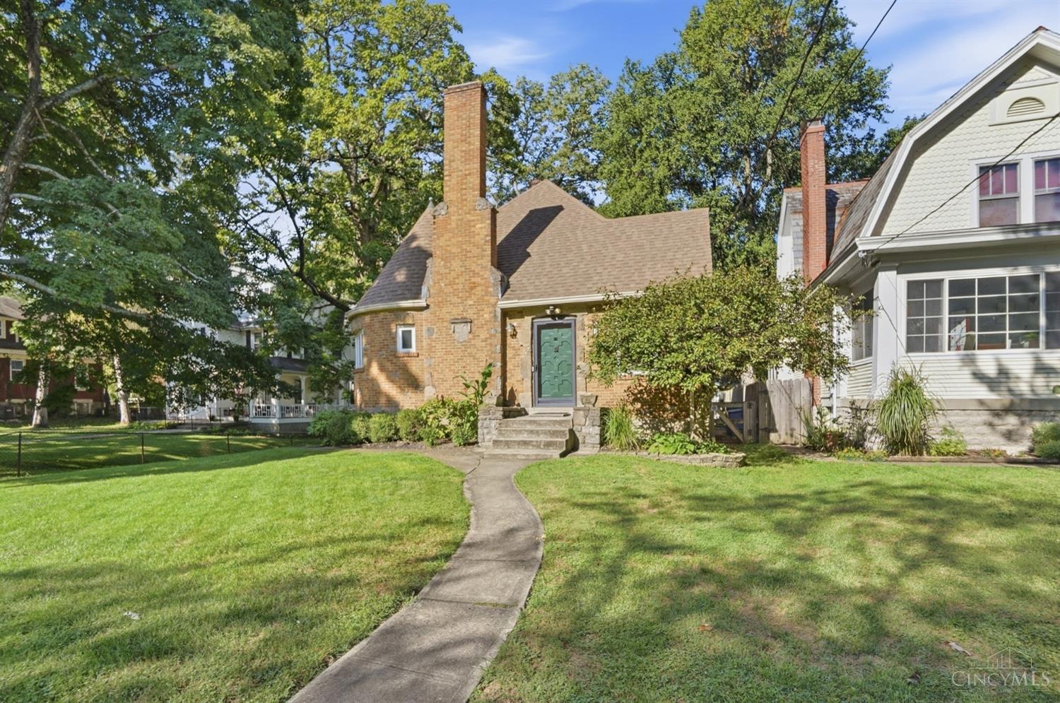 Photo 2 of Single family home for sale at 6049 Cary Ave, Cincinnati, OH 45224 | MLS# 1894013 | Listing updated on 2026-09-18