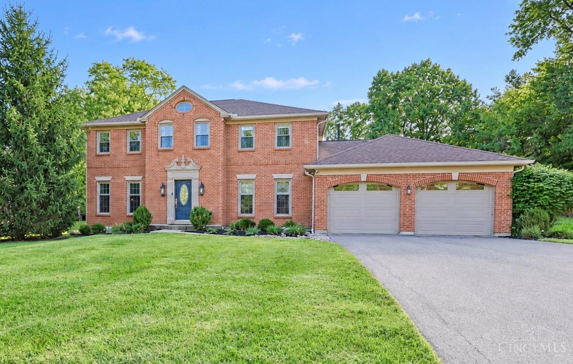 Photo 1 of Sale Pending at 824 Shawnee Tr Ct, Anderson Twp, OH 45255 | MLS# 1894154 | Listing updated on 2026-09-24