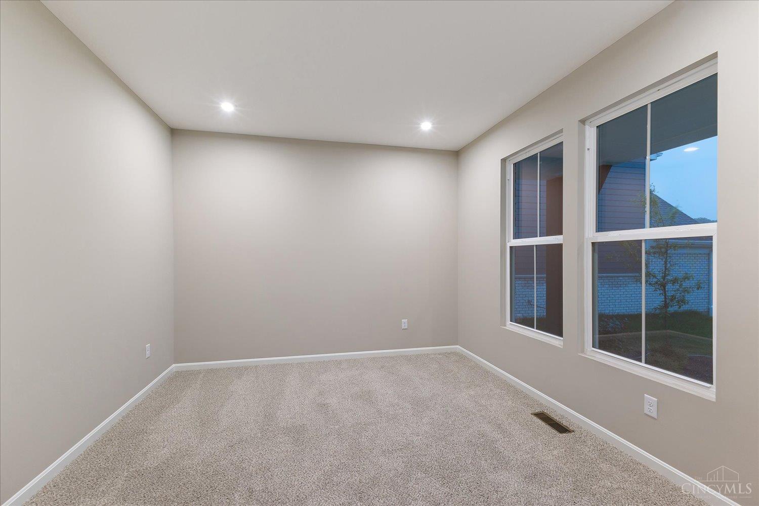 2572 Golden Leaf Drive, Beavercreek, OH, 45431 — photo 12