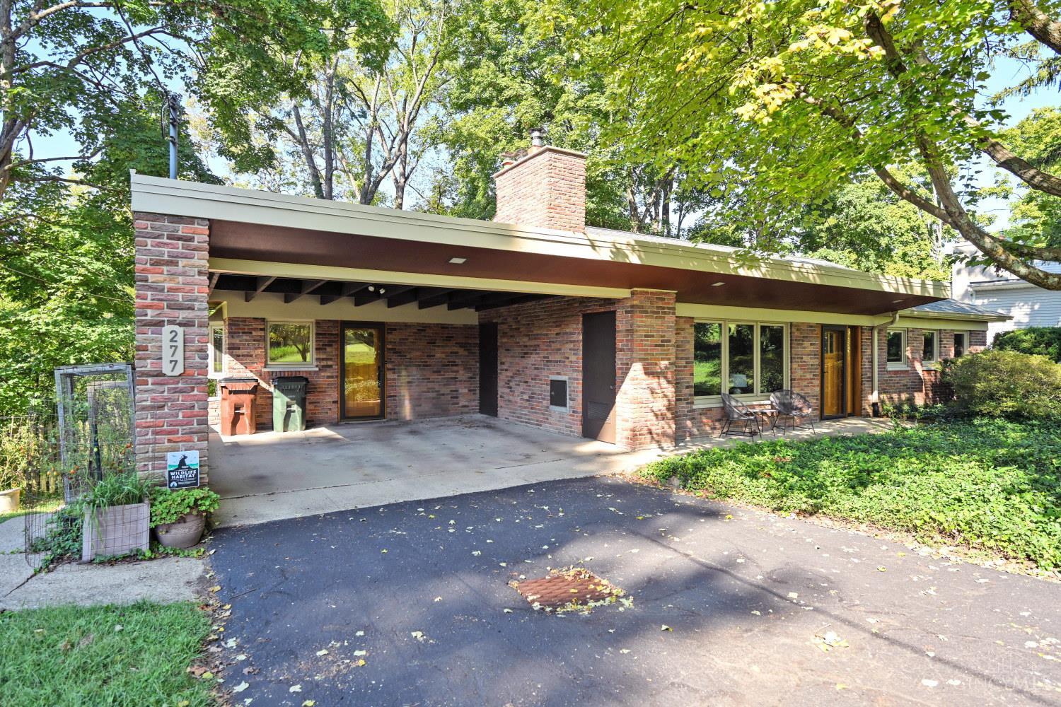 Photo 4 of Single family home for sale at 277 Compton Rd, Wyoming, OH 45215 | MLS# 1893969 | Listing updated on 2026-09-17