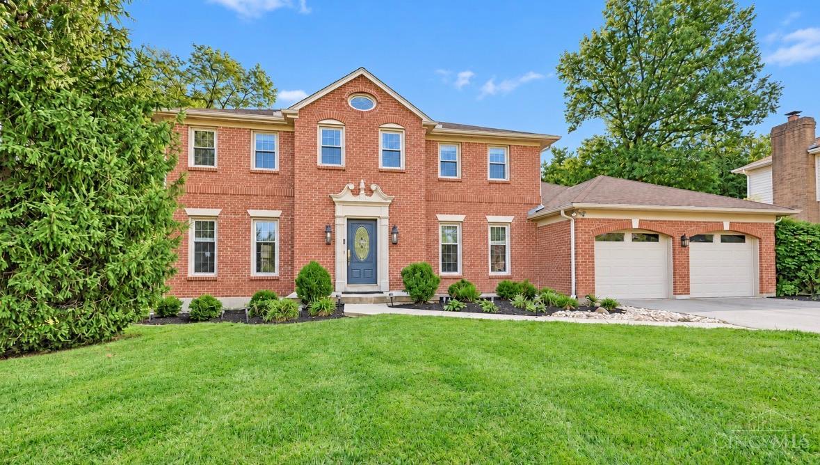 Photo 2 of Sale Pending at 824 Shawnee Tr Ct, Anderson Twp, OH 45255 | MLS# 1894154 | Listing updated on 2026-09-24