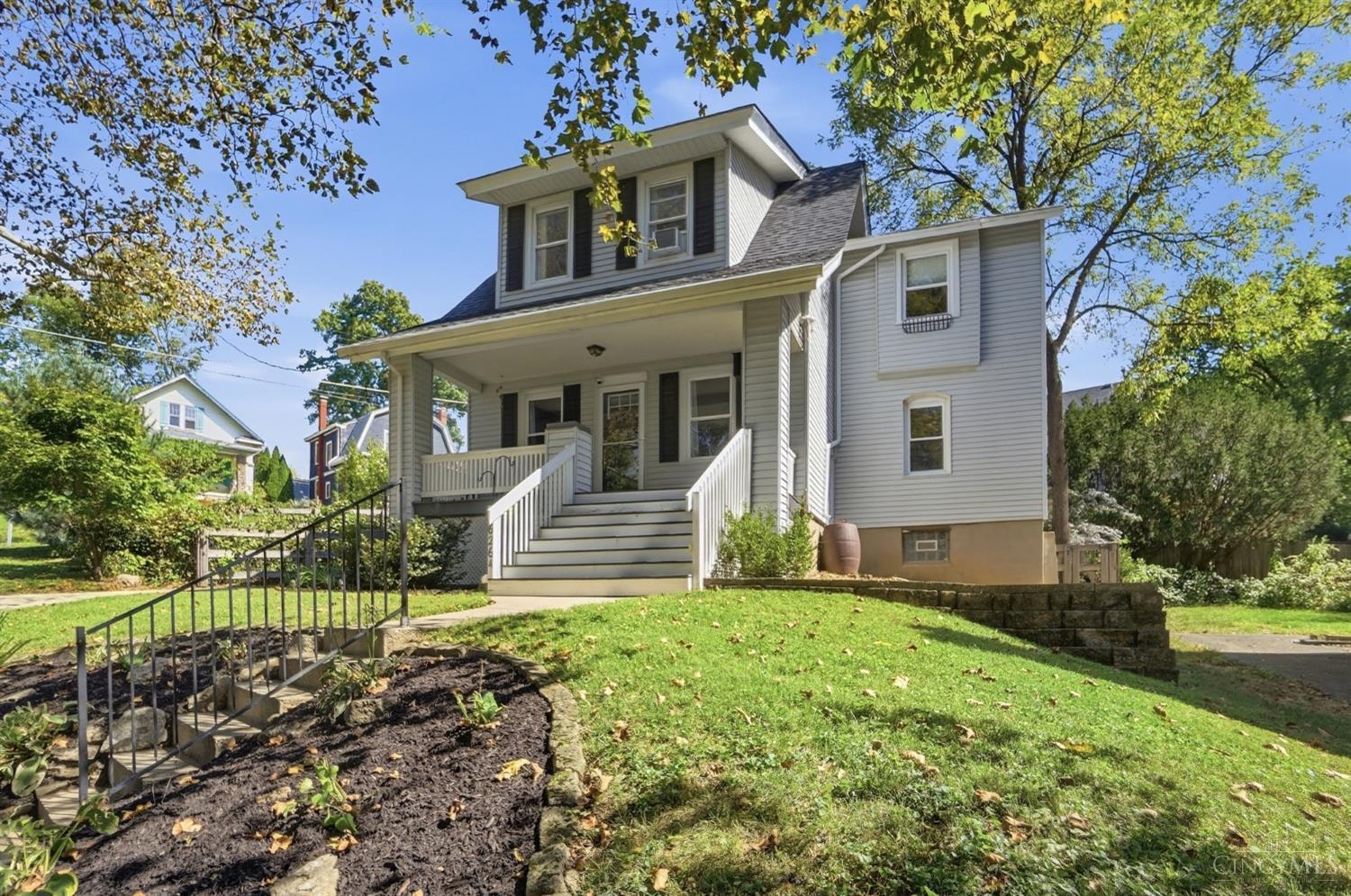 Photo 3 of Single family home for sale at 6264 Bona Vista Pl, Cincinnati, OH 45213 | MLS# 1894155 | Listing updated on 2026-09-17