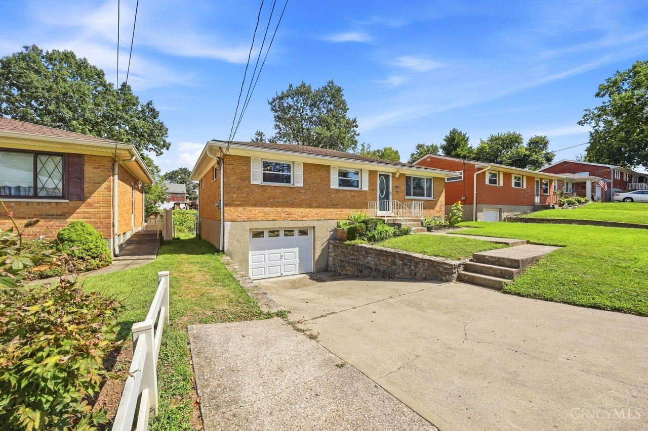 Photo 1 of Single family home for sale at 5322 Plumridge Dr, Delhi Twp, OH 45238 | MLS# 1893816 | Listing updated on 2026-09-17