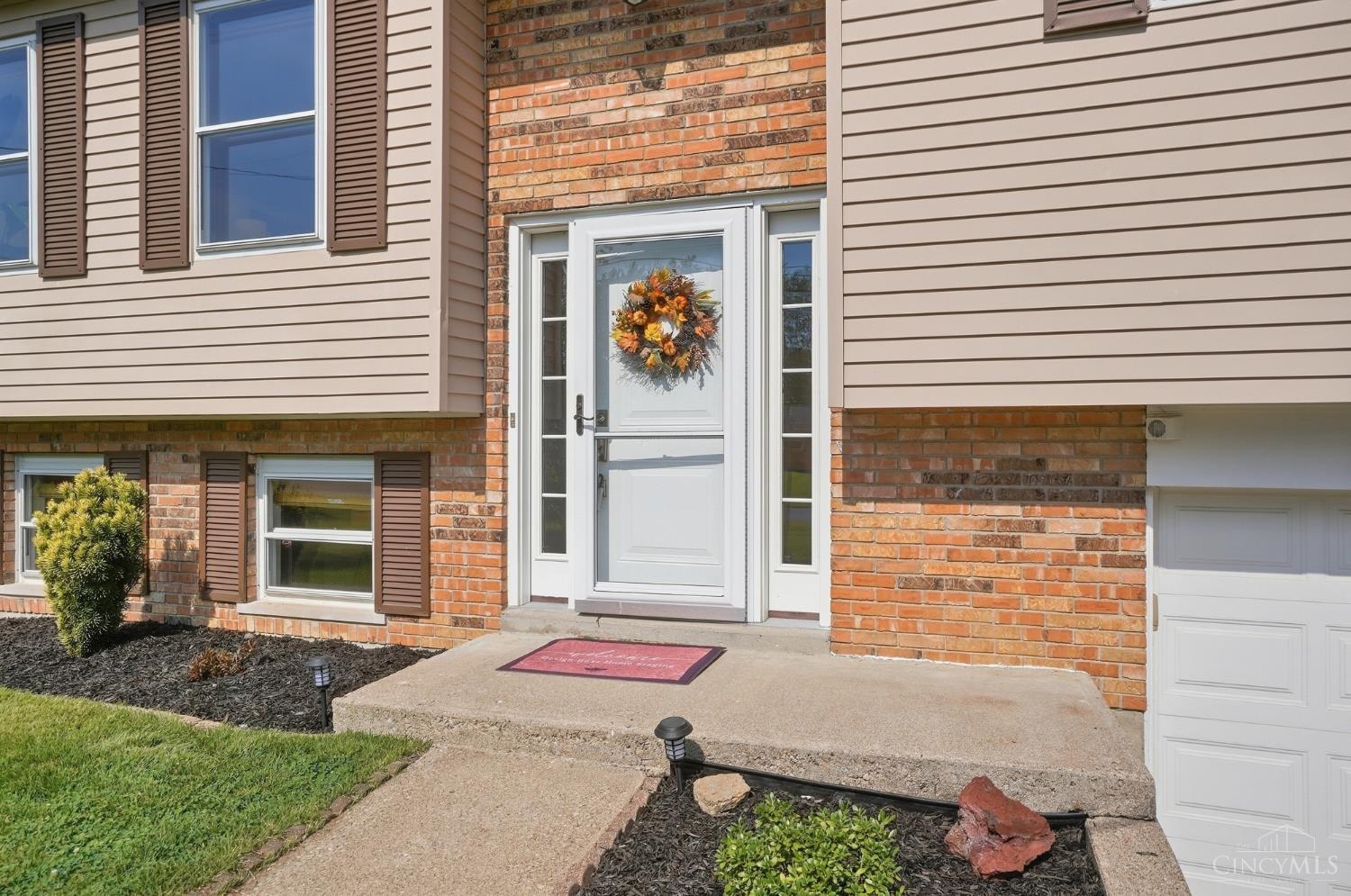Photo 3 of Sale Pending at 4461 Glendale Dr, Union Twp, OH 45103 | MLS# 1893606 | Listing updated on 2026-09-21
