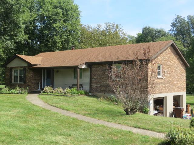 5682 Chestnut View Lane