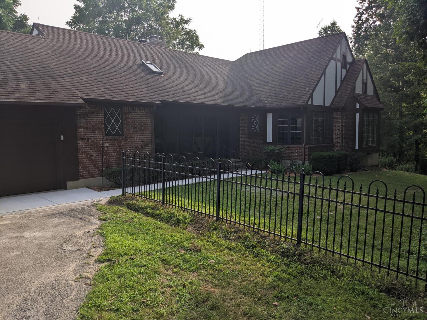 921 Katys Lane, Chester Twp, OH, 45177 — photo 2