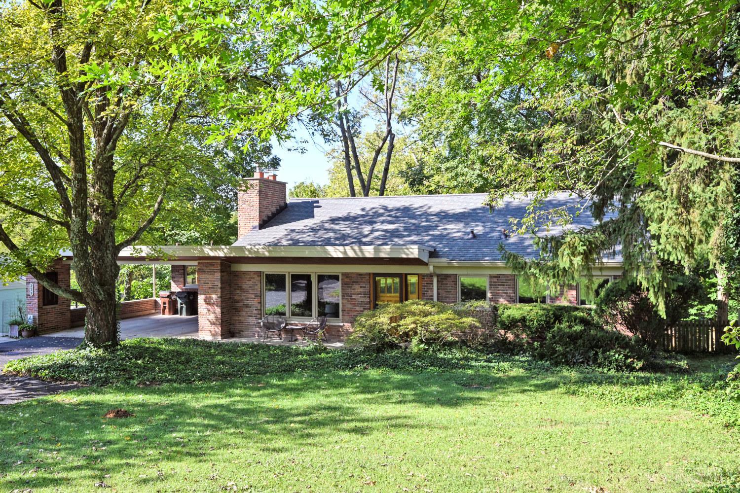 Photo 3 of Single family home for sale at 277 Compton Rd, Wyoming, OH 45215 | MLS# 1893969 | Listing updated on 2026-09-17