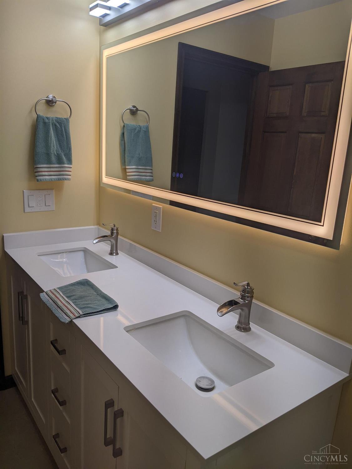 921 Katys Lane, Chester Twp, OH, 45177 — photo 4