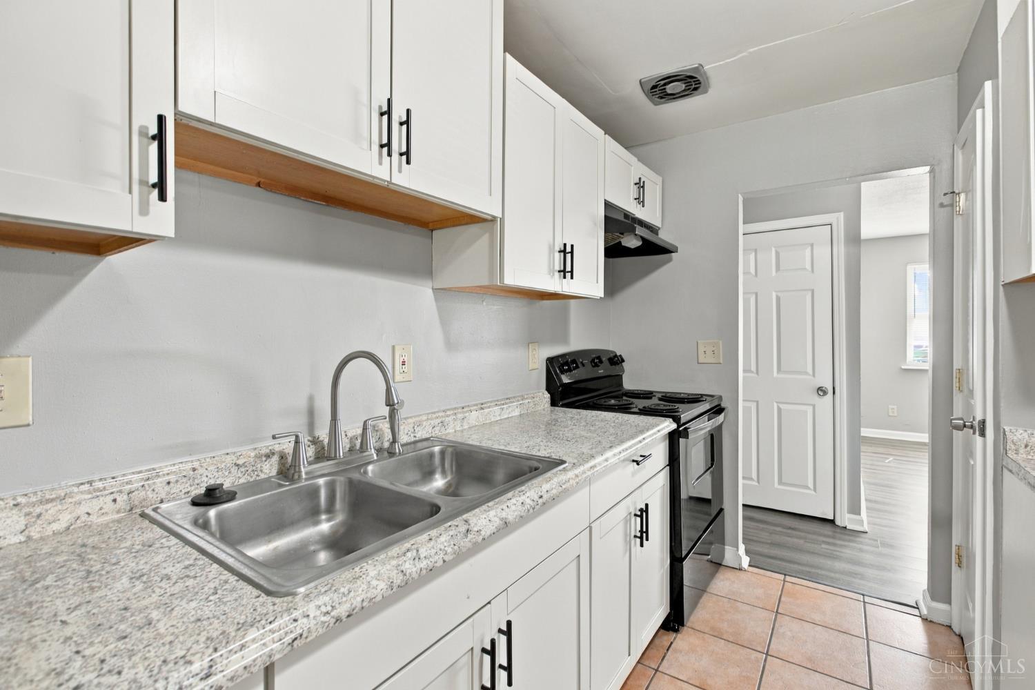 11559 Fremantle Drive, Forest Park, OH, 45240 — photo 16