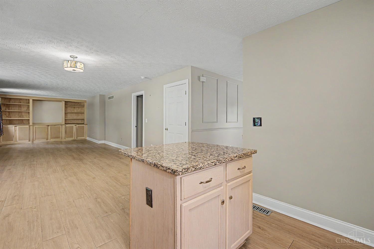 13 Wooded Ridge Drive, Batavia Twp, OH, 45102 — photo 13