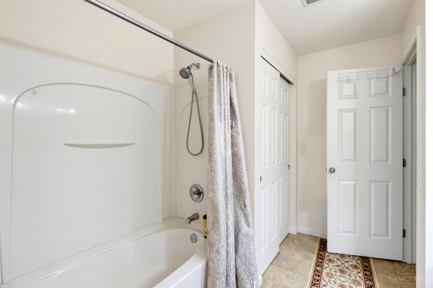 1581 Black Wolf Drive, Turtle Creek Twp, OH, 45036 — photo 40