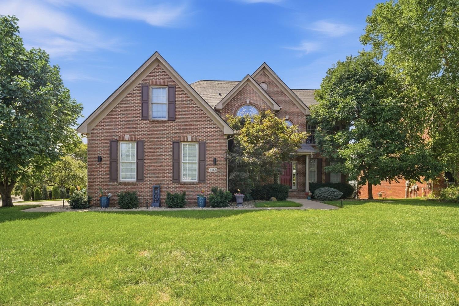 Single family home for sale at 5345 Mapledale Way, Mason, OH 45040 | MLS# 1893316