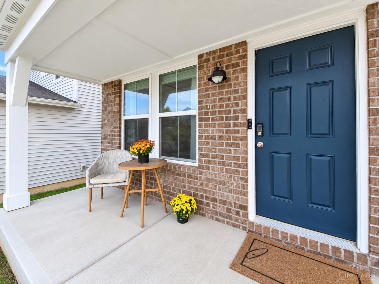 Photo 1 of Single family home for sale at 698 Kingly Ter, South Lebanon, OH 45065 | MLS# 1894149 | Listing updated on 2026-10-05