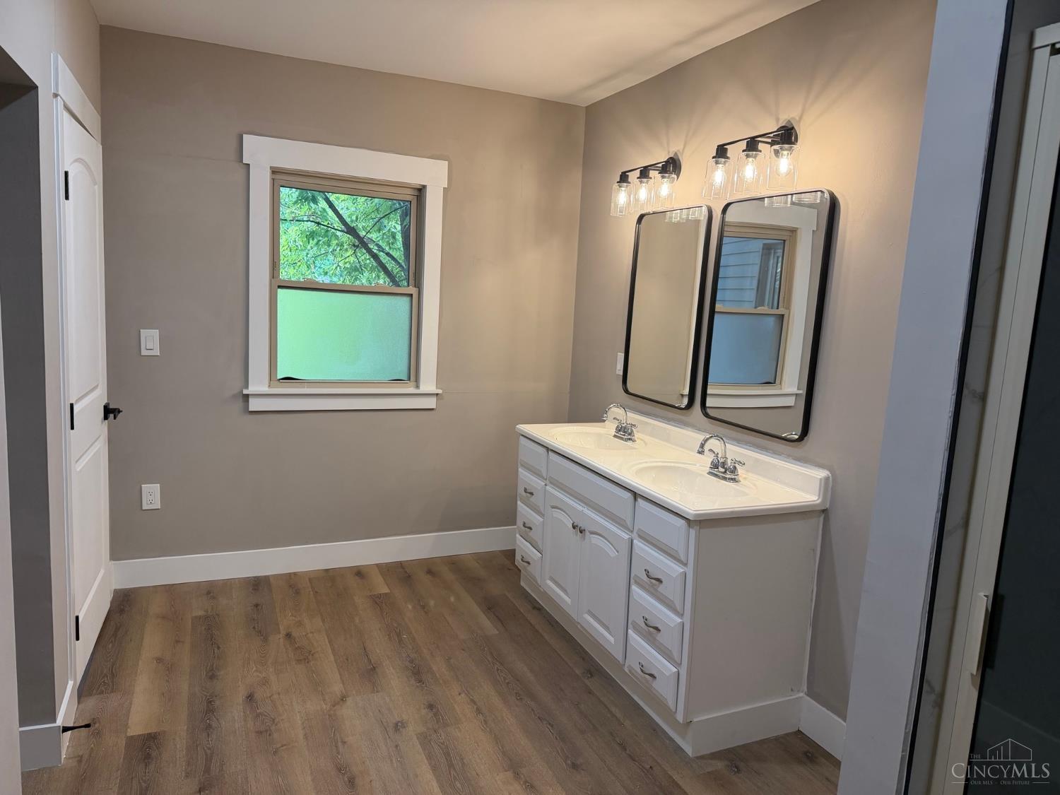 708 Mclaren Avenue, Lockland, OH, 45215 — photo 17