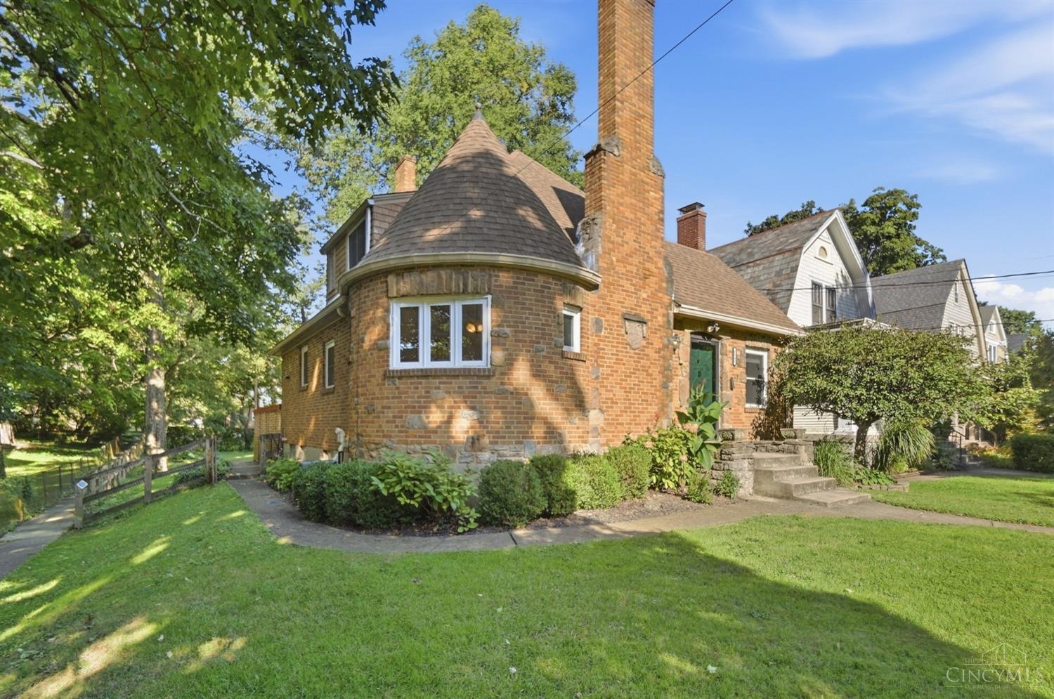Photo 1 of Single family home for sale at 6049 Cary Ave, Cincinnati, OH 45224 | MLS# 1894013 | Listing updated on 2026-09-18
