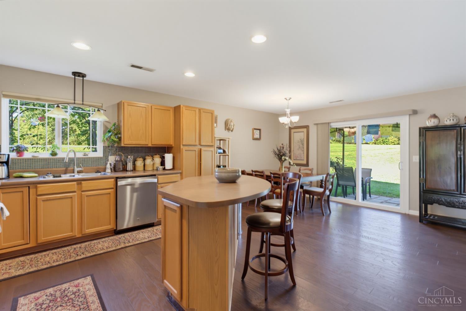 1581 Black Wolf Drive, Turtle Creek Twp, OH, 45036 — photo 23