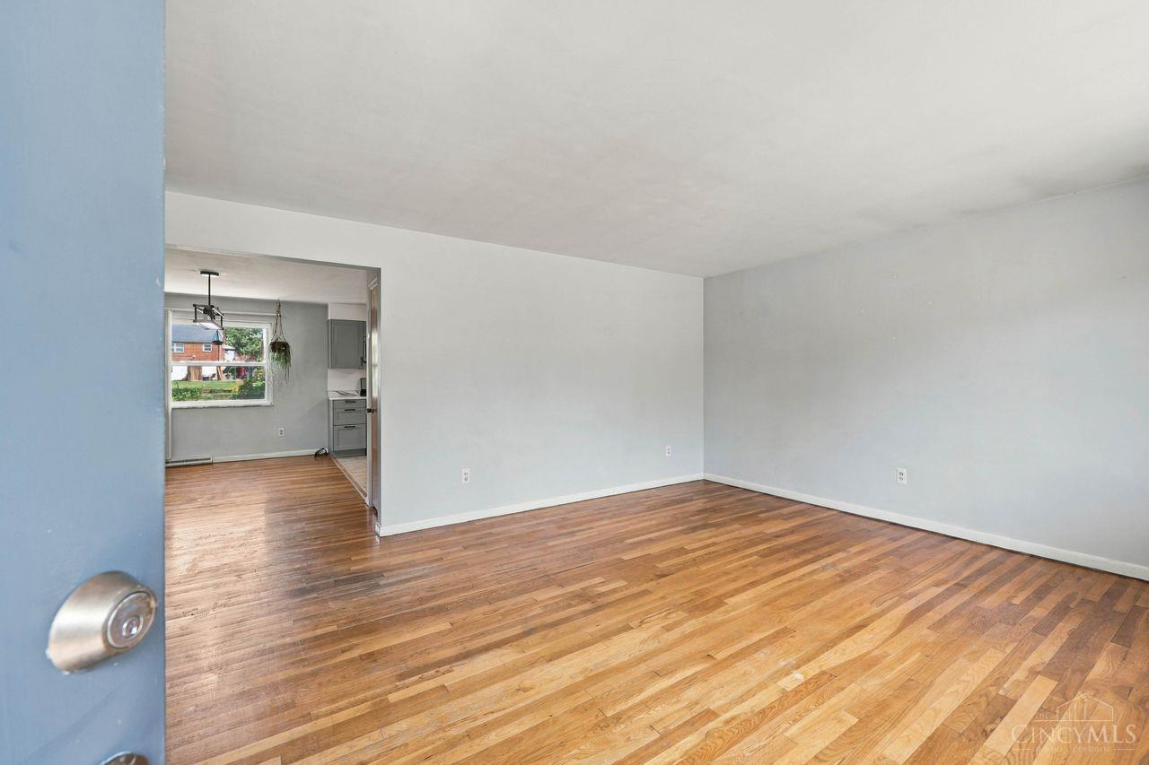 Photo 3 of Single family home for sale at 5322 Plumridge Dr, Delhi Twp, OH 45238 | MLS# 1893816 | Listing updated on 2026-09-17