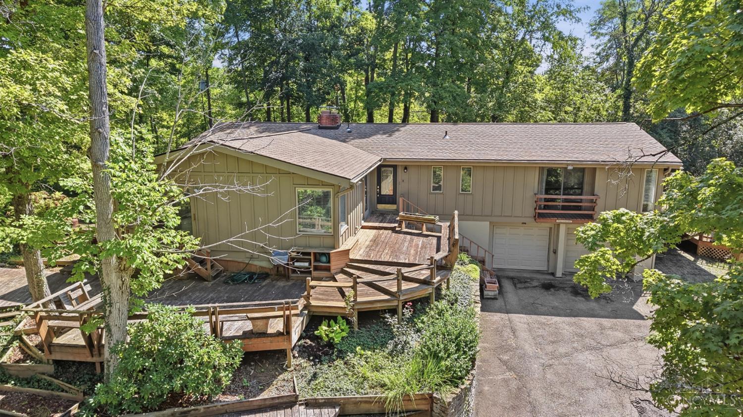Photo 3 of Single family home for sale at 1875 Wolfangel Rd, Anderson Twp, OH 45255 | MLS# 1894305 | Listing updated on 2026-09-24