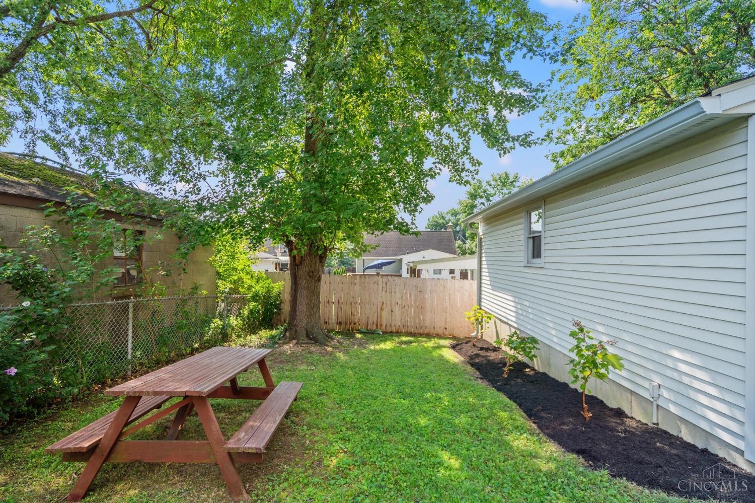 7817 Maple Leaf Drive, Madeira, OH, 45243 — photo 38