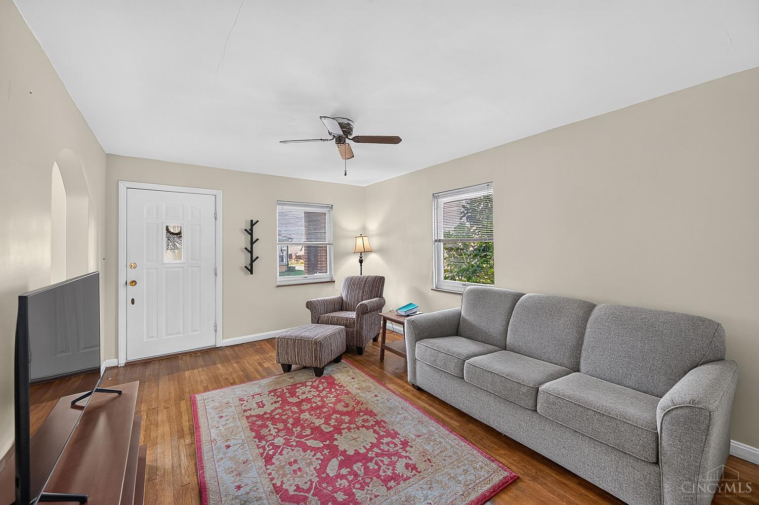 Photo 3 of Single family home for sale at 204 E Mechanic St, Reading, OH 45215 | MLS# 1894007 | Listing updated on 2026-09-18