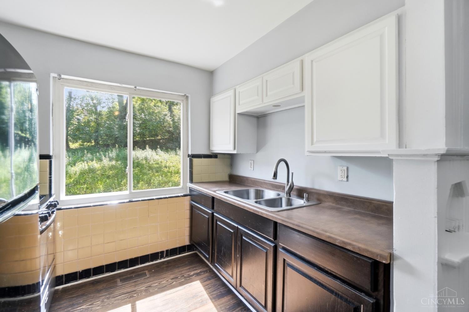 3065 Bracken Woods Lane, Cincinnati, OH, 45211 — photo 15