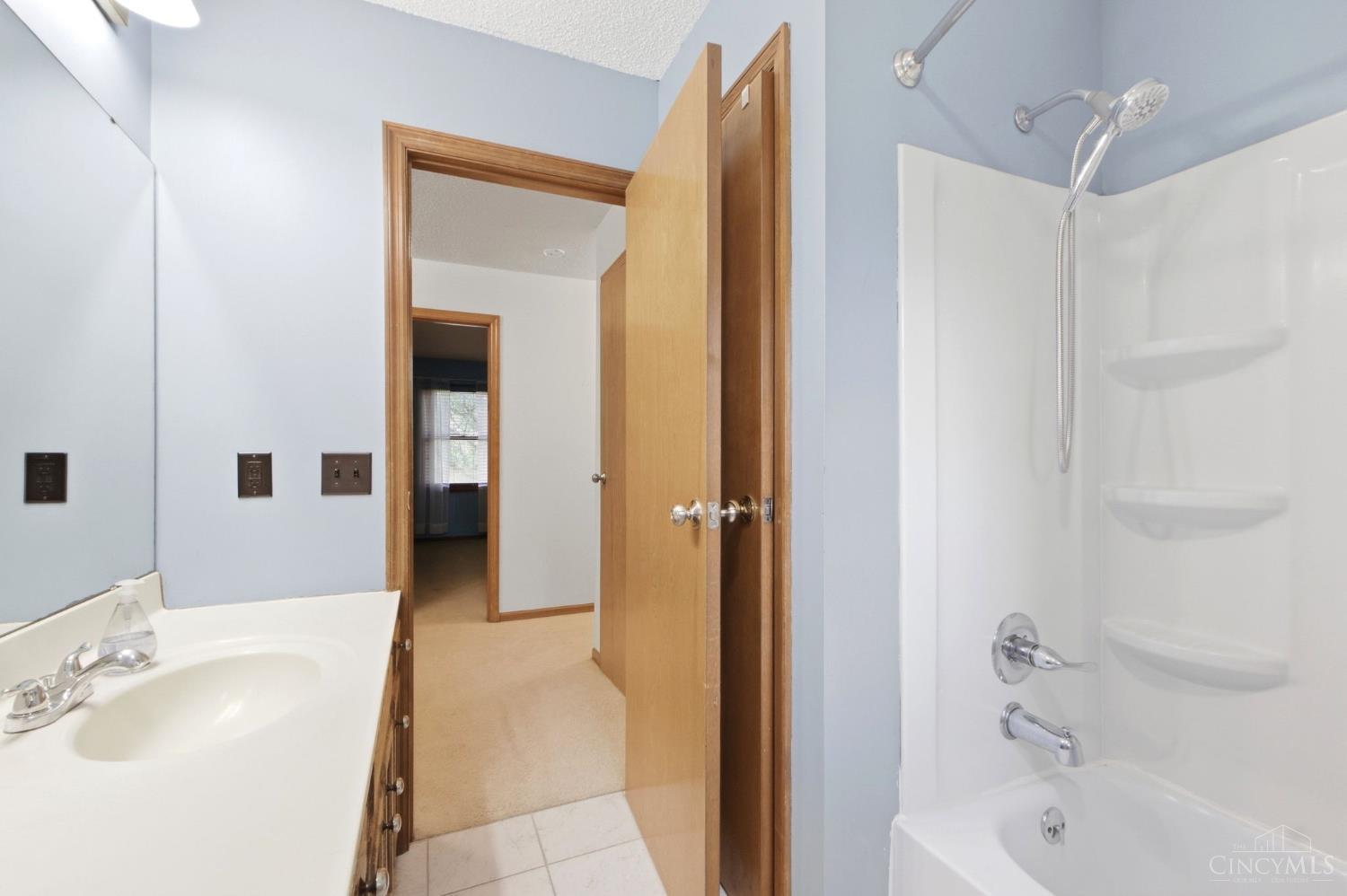 6091 Blueberry Drive, Liberty Twp, OH, 45011 — photo 25