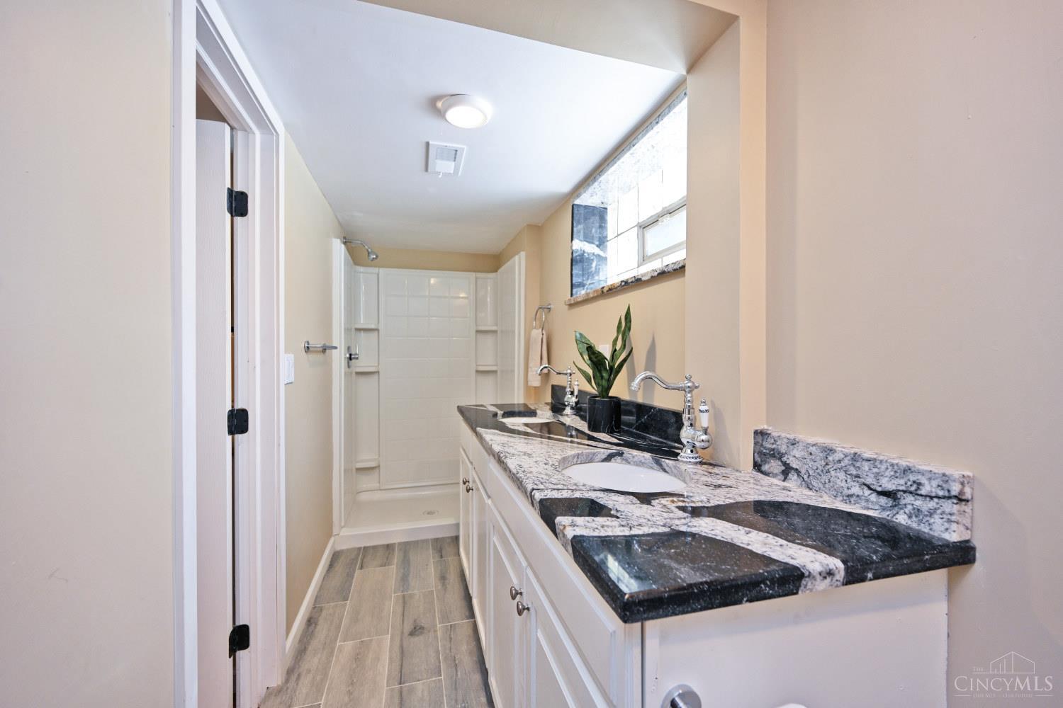 3417 Algona Place, Cincinnati, OH, 45207 — photo 43