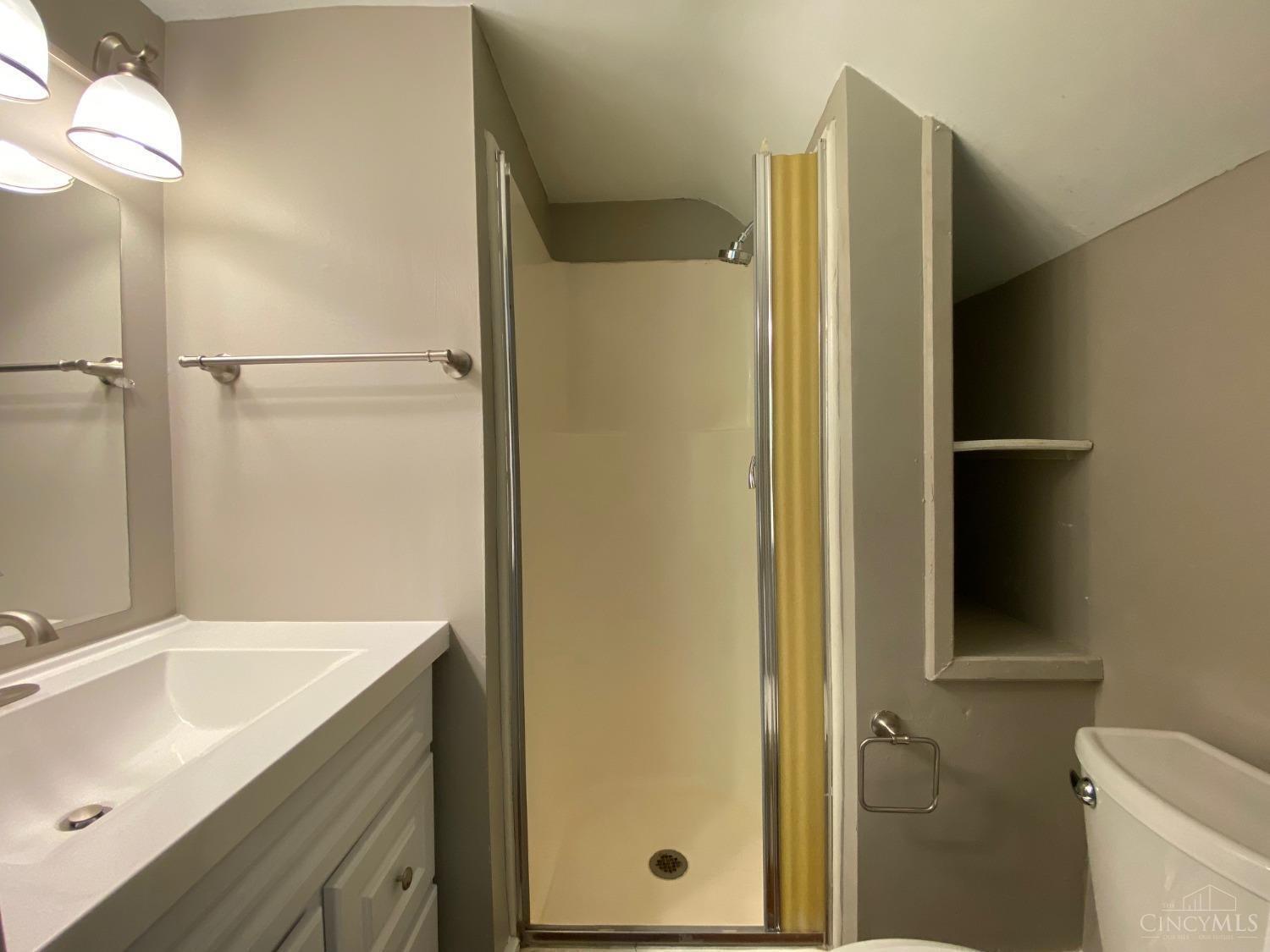 2806 Observatory Avenue, Cincinnati, OH, 45208 — photo 46