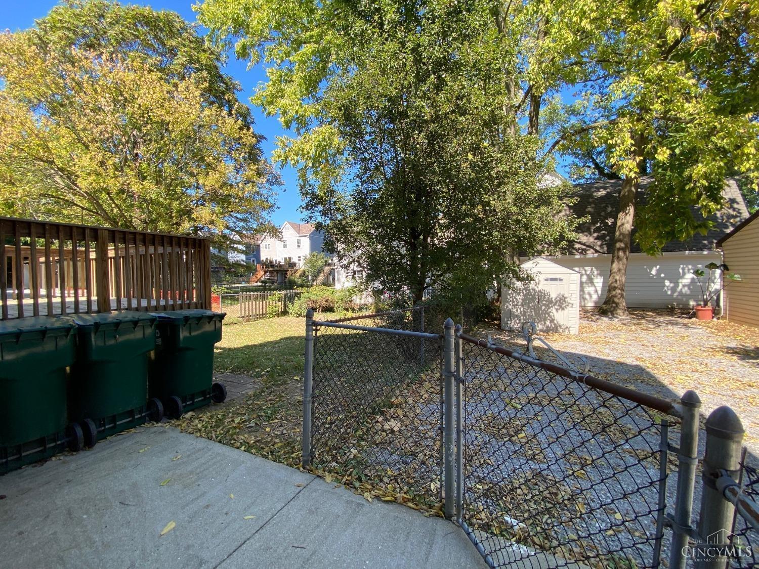 2806 Observatory Avenue, Cincinnati, OH, 45208 — photo 75