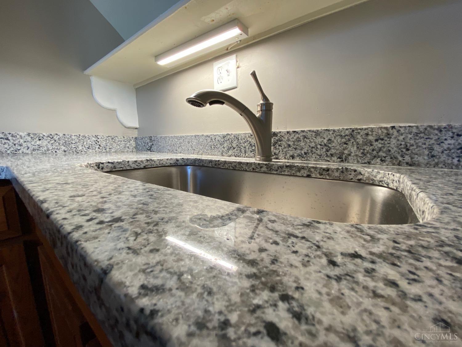 2806 Observatory Avenue, Cincinnati, OH, 45208 — photo 41